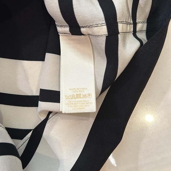 Kate Spade New York black and white striped silk blouse, XS - Picture 6 of 10